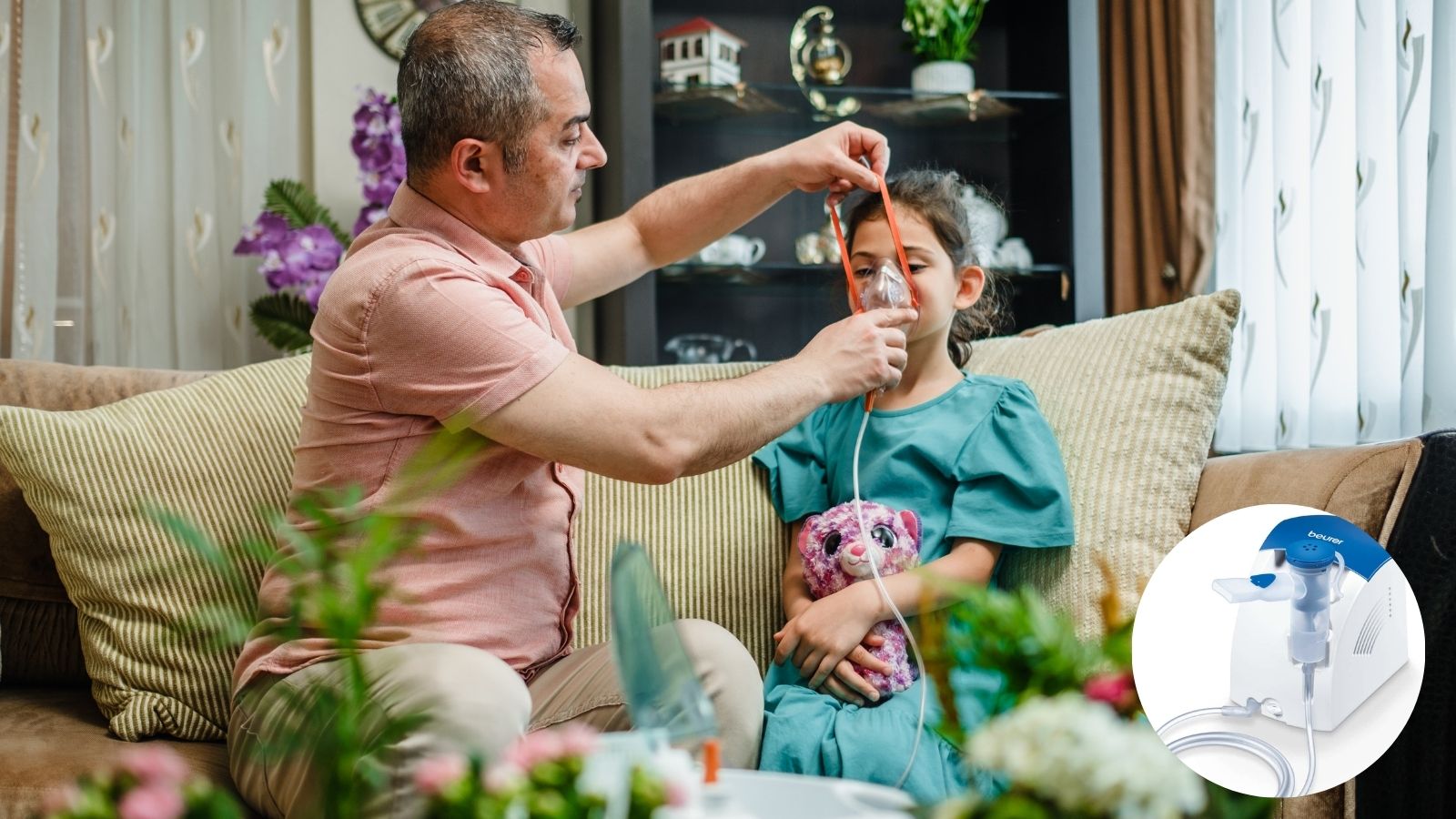 Đeo mặt mạ sao cho kín mũi và miệng của trẻ