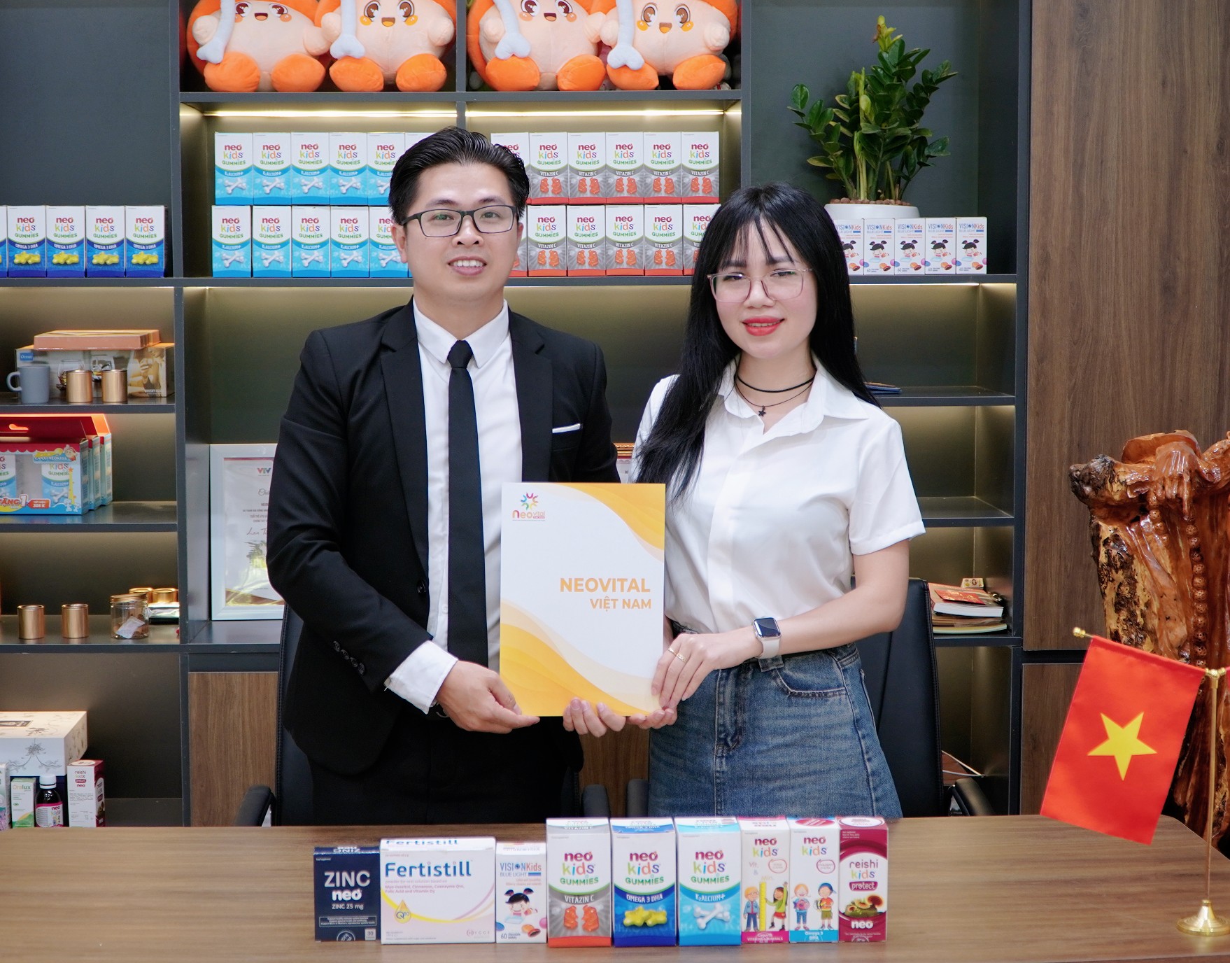 Pharmart ký kết hợp tác chiến lược cùng Neovital Việt Nam
