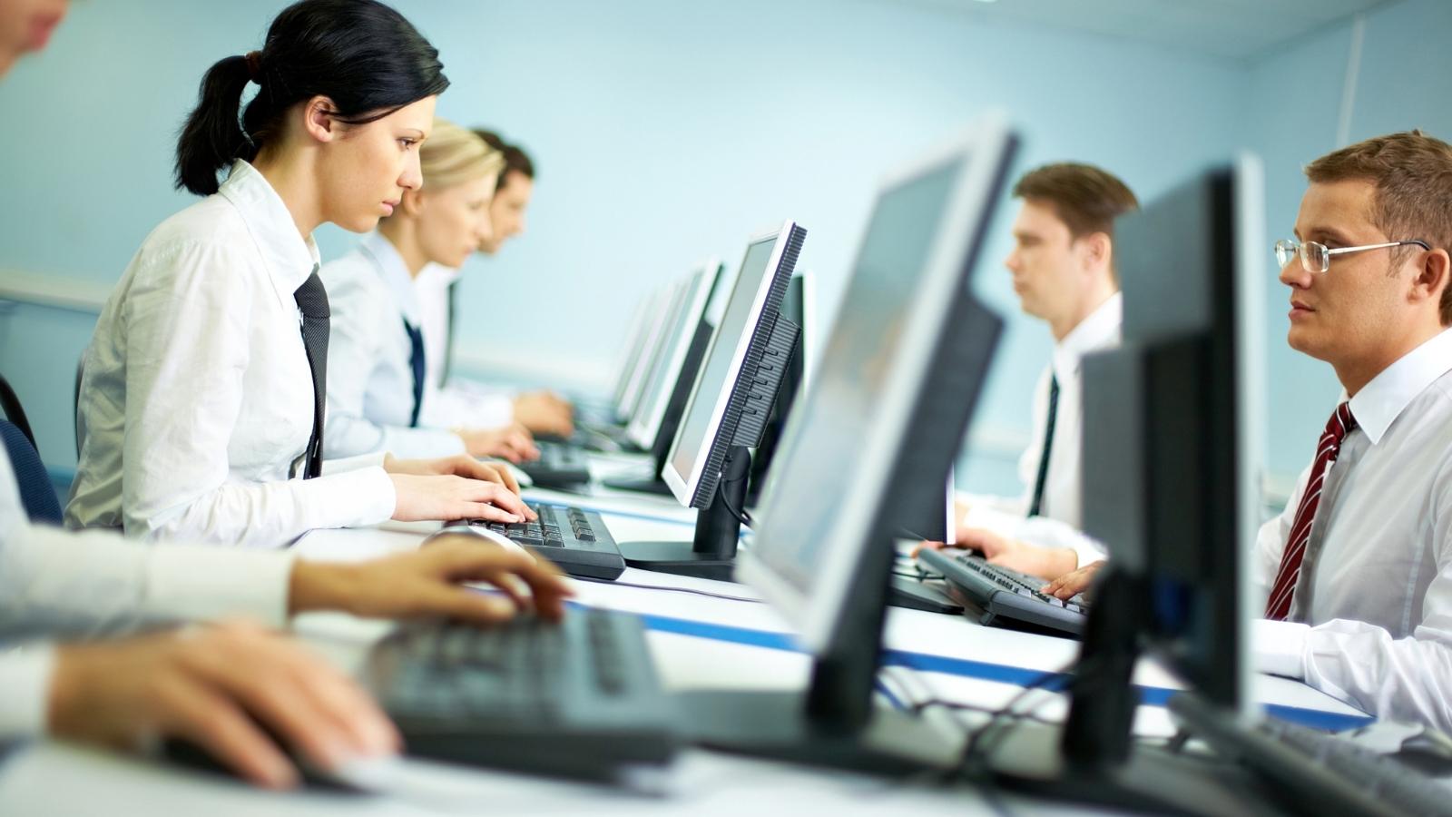 Áp lực và việc ngồi nhiều dễ khiến dân văn phòng dễ bị tiểu đường