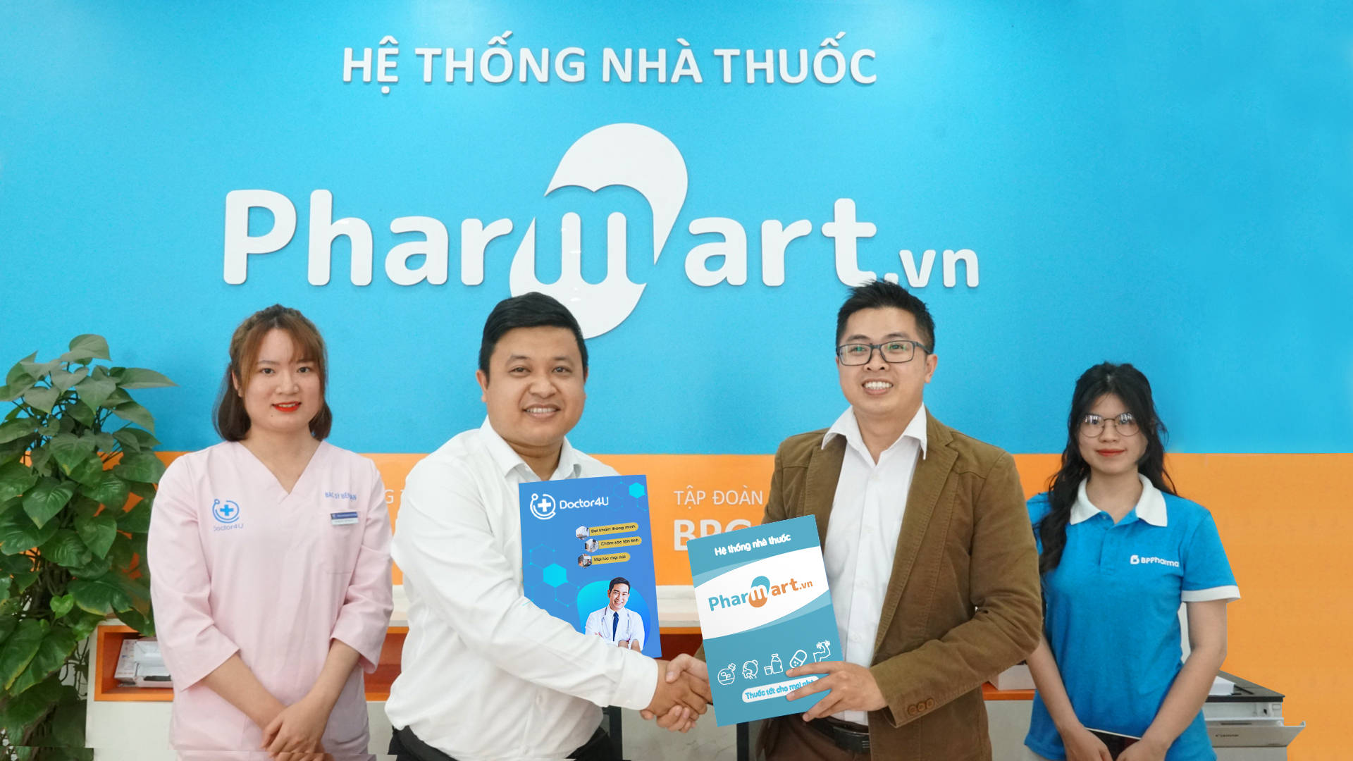 Hợp tác chiến lược giữa Nhà thuốc Pharmart.vn và Doctor4U