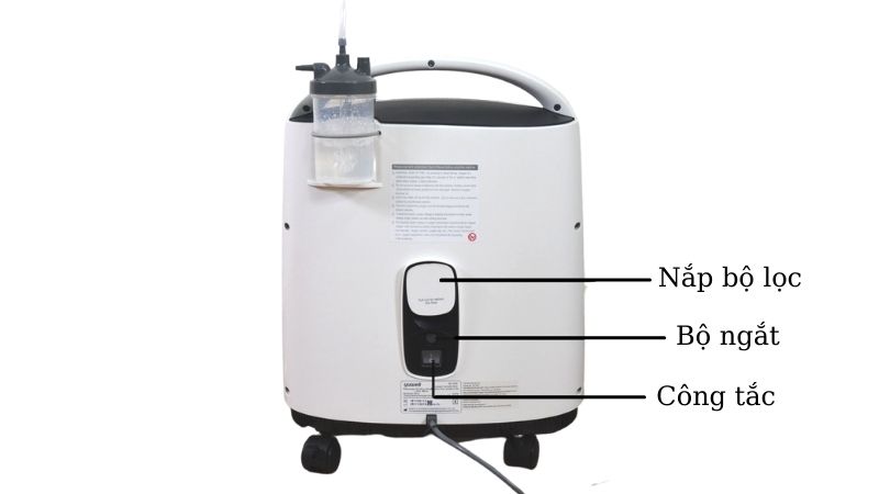 Mặt sau của máy tạo oxy 5 lít Yuwell 8F-5AW