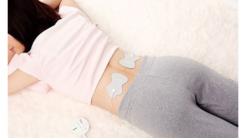 Nên thay miếng dán máy xung điện trị liệu HV-F013 nếu da bị kích ứng